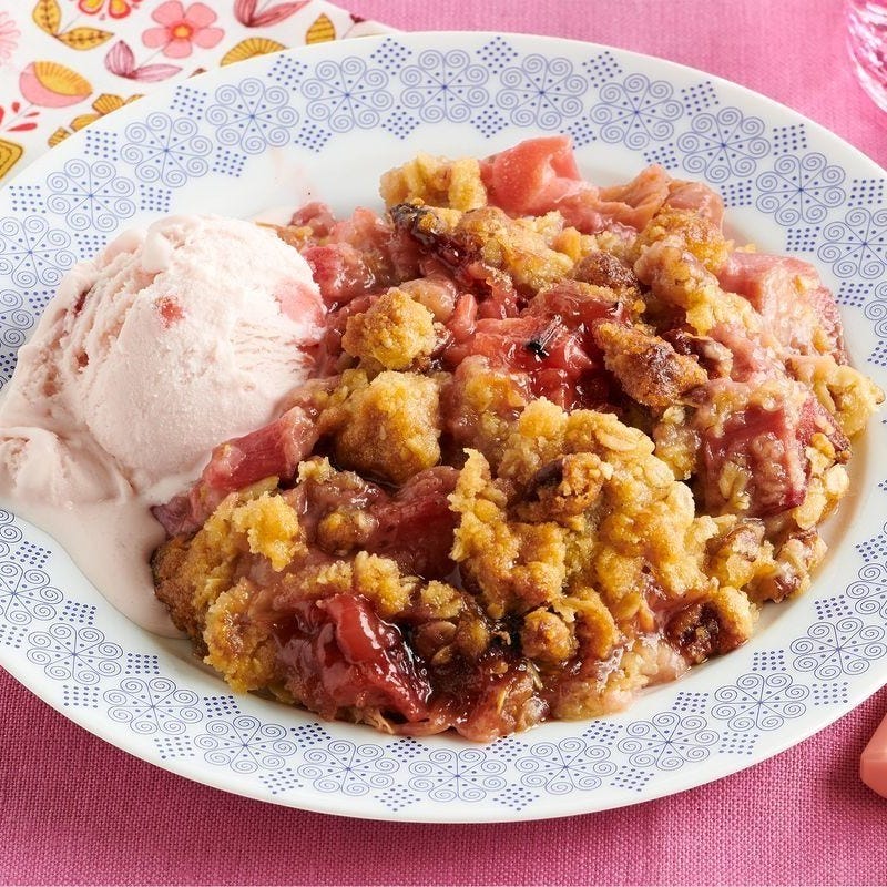 Rhubarb Crisp